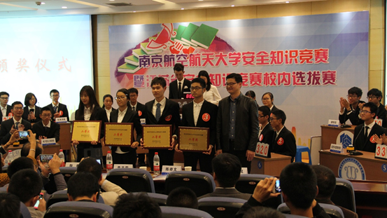 sc_121627_082631.png blob.png